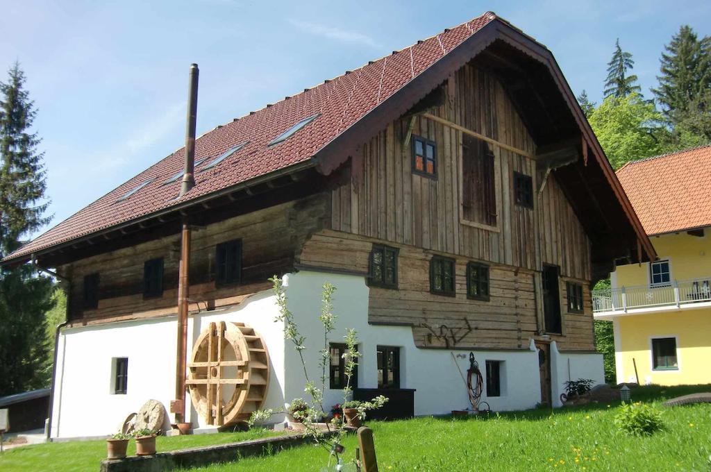 Heuholzmuehle Privatzimmer Elixhausen Esterno foto